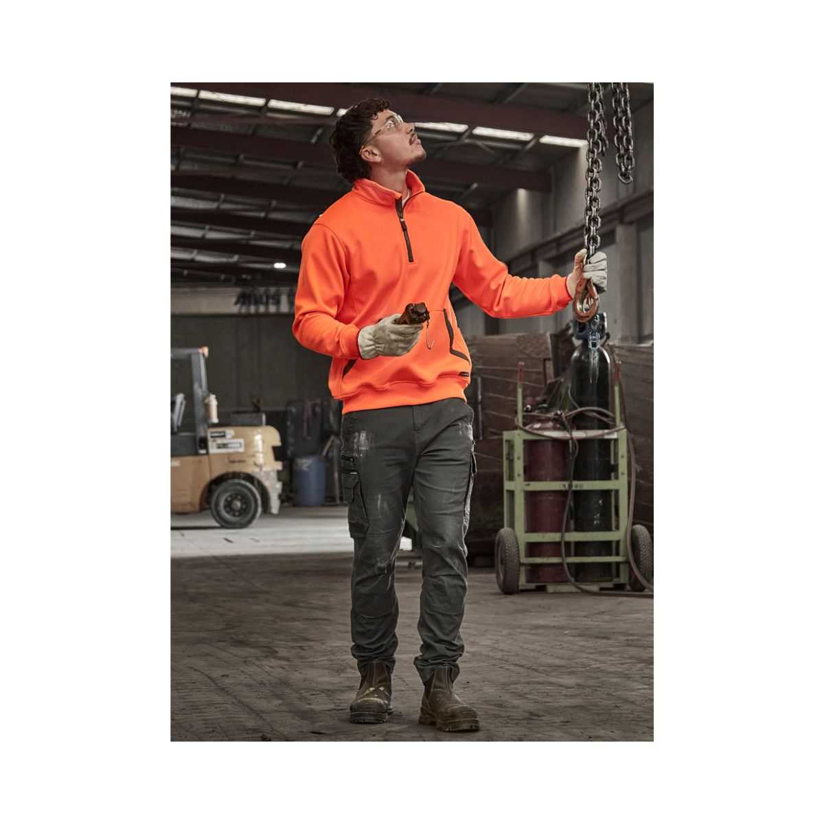 Syzmik Streetworx pullover sleeve detail