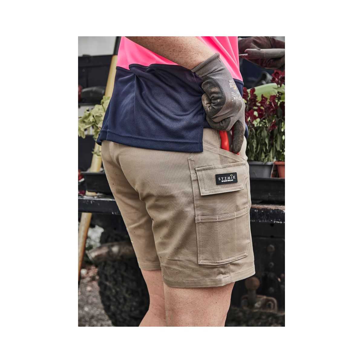 Syzmik women's cargo shorts side view