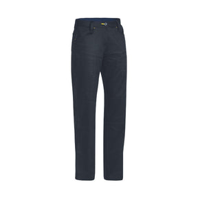 Black women's vented work pant for women’s workwear