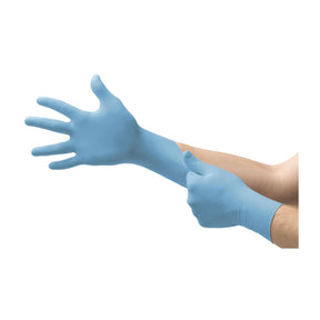 Ansell TouchNTuff® 92-670 gloves in use