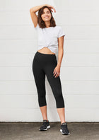 Women's Flex 3/4 Leggings L513LT front view